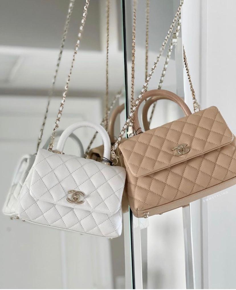 chanel 19 bag beige