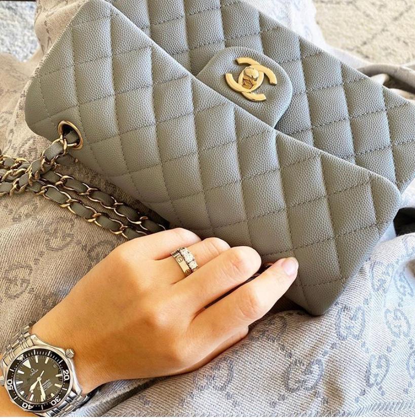 PUFFY BAG BATTLE ROYALE // Chanel VS Loewe, Bottega Veneta VS Coach,  Margiela VS Prada + More! 