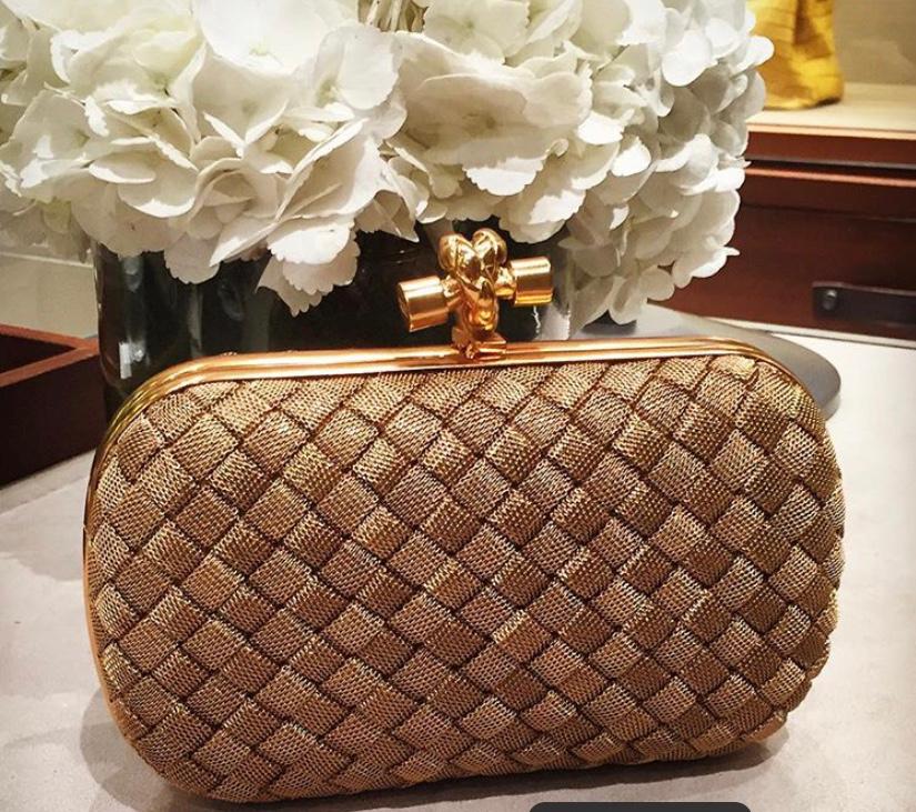 bottega veneta knot clutch celebrity