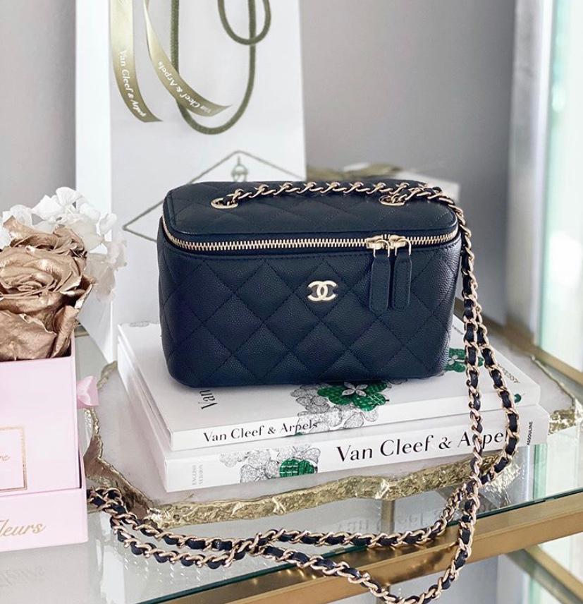 Chanel Mini Bag Trend