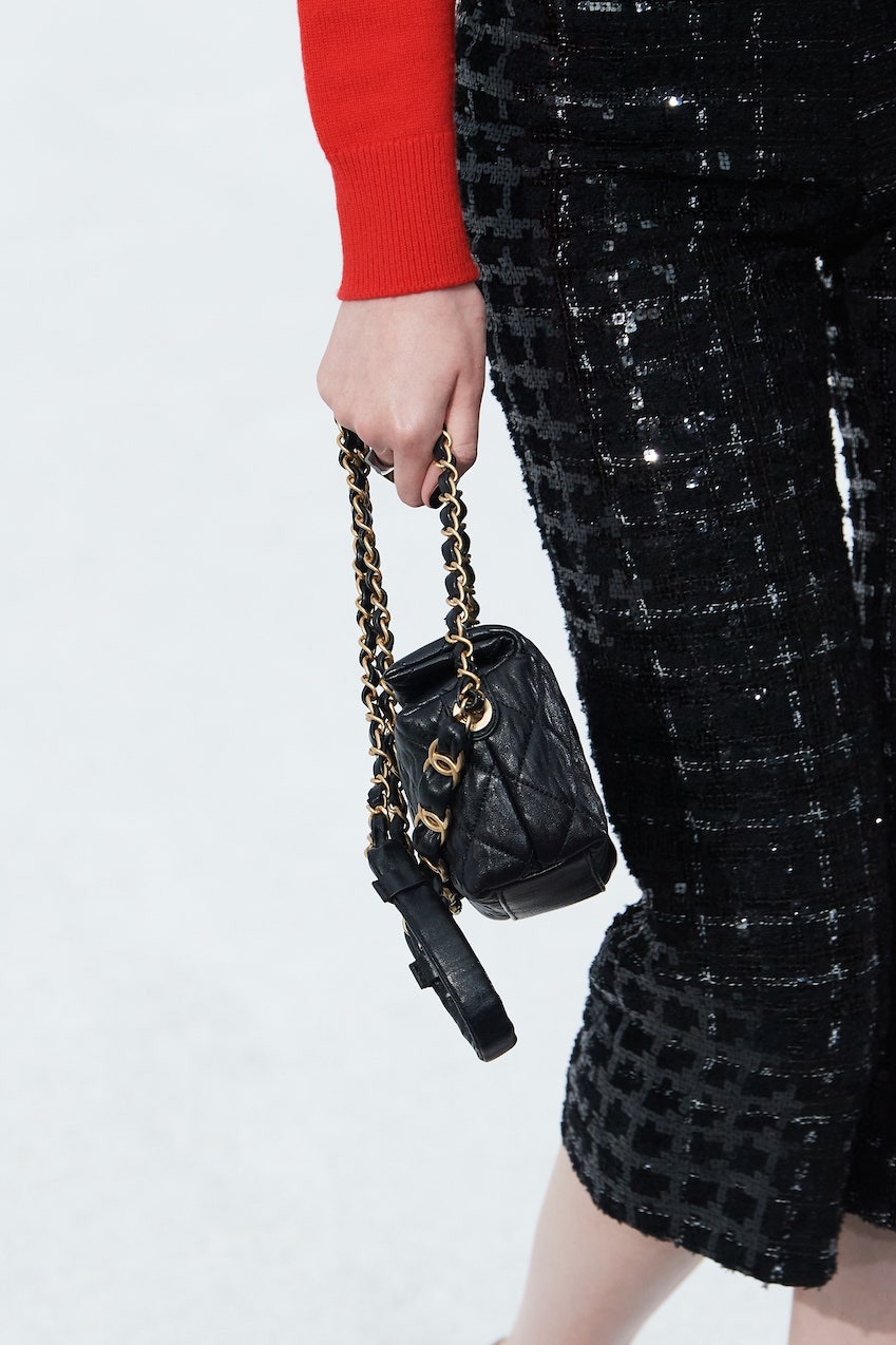 Chanel Spring/Summer 2021 Runway Bag Collection Featuring Super Tiny Bags -  Spotted Fashion