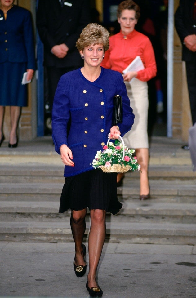 Queen Elizabeth's Loyalty to Launer Handbags - PurseBop