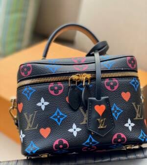 Louis Vuitton Game on vanity pm black white cruise 2021 collection coeur bag LV heart bag