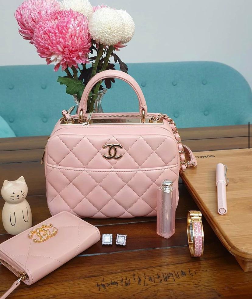 CHANEL Caviar Quilted Pearl Coco Candy Zip Coin Purse Light Pink