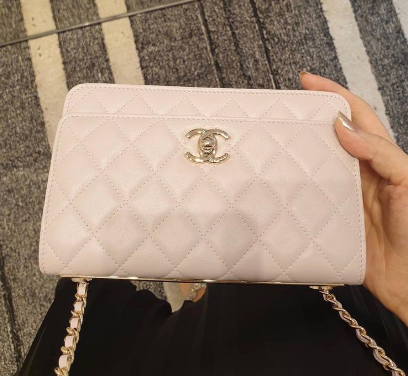 A Complete Guide to The Chanel Trendy CC Bag - PurseBop