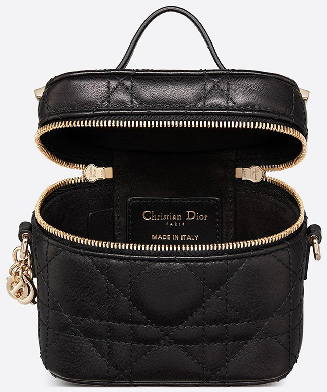 Is there anything cuter than a Prada micromini bag?!