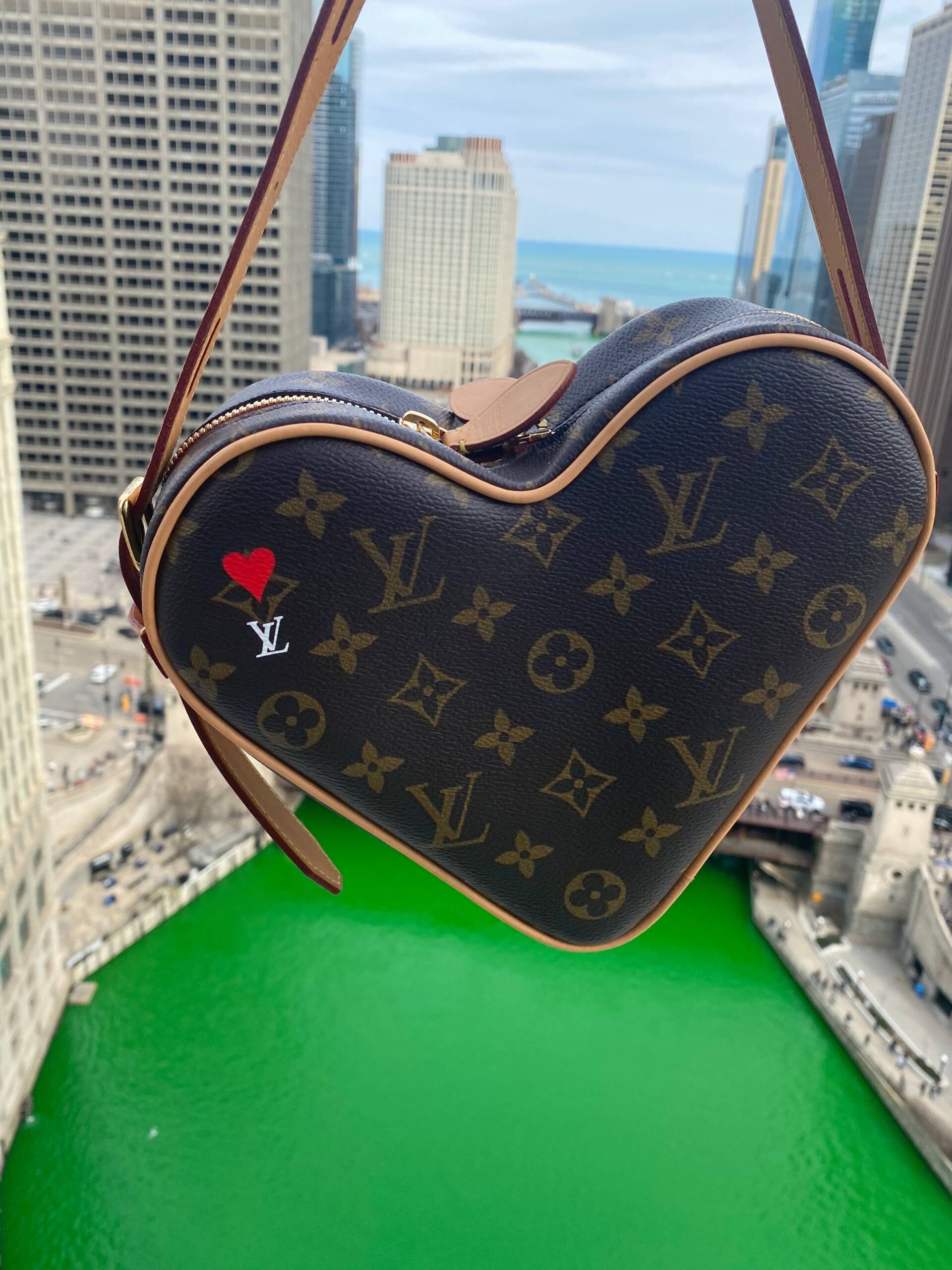 Unboxing Coeur, Heart Bag, Louis Vuitton, Hard to find Item, What fits