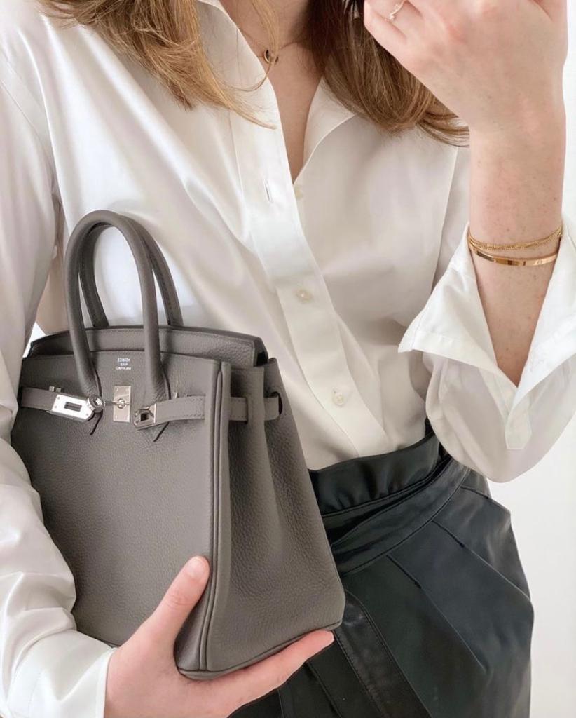 From the Hermès Birkin to the Chanel classic flap, young investors are  pouring money into luxury handbags - ABC News