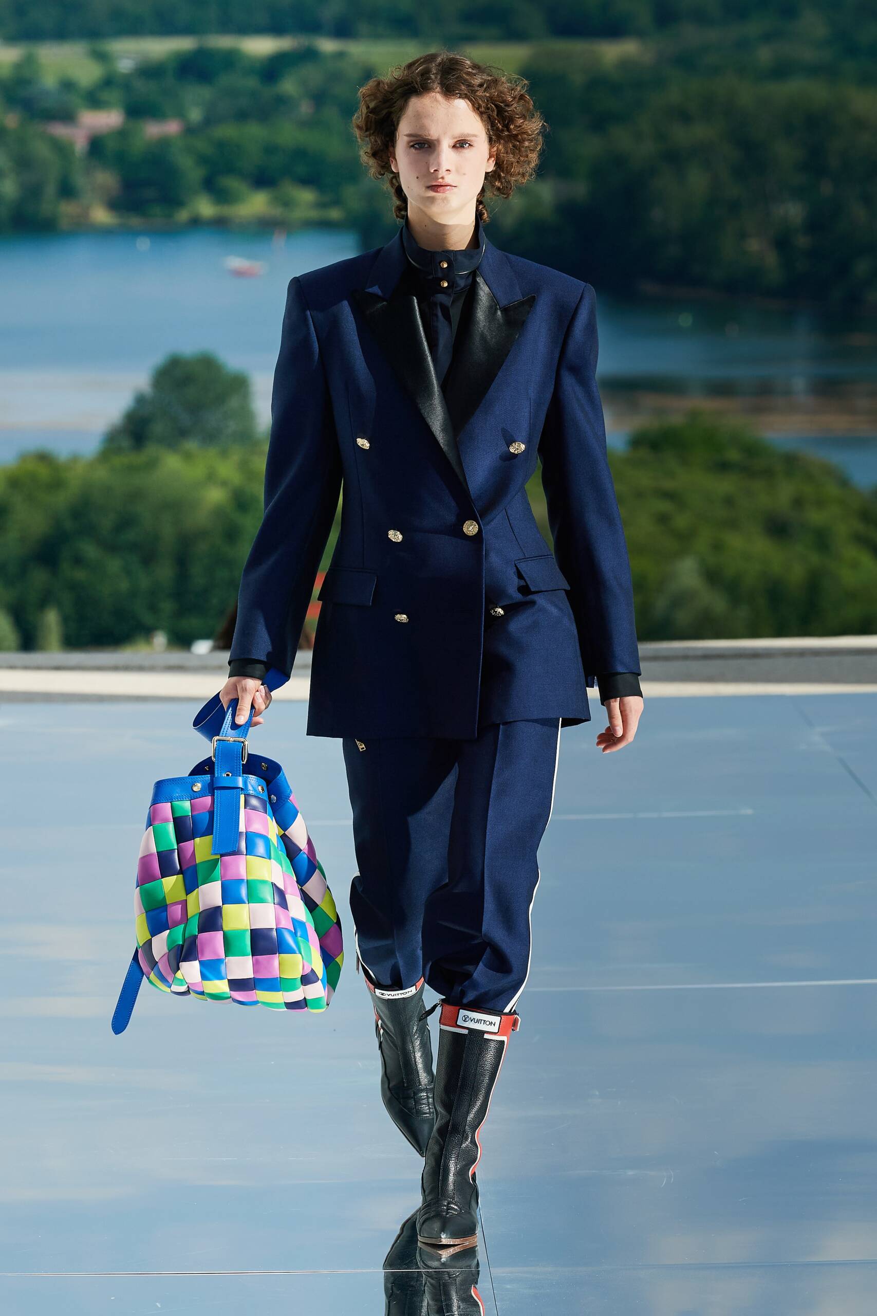 Louis Vuitton Women's Cruise 2022 Shows Optimism and Joyful Colors -  PurseBlog