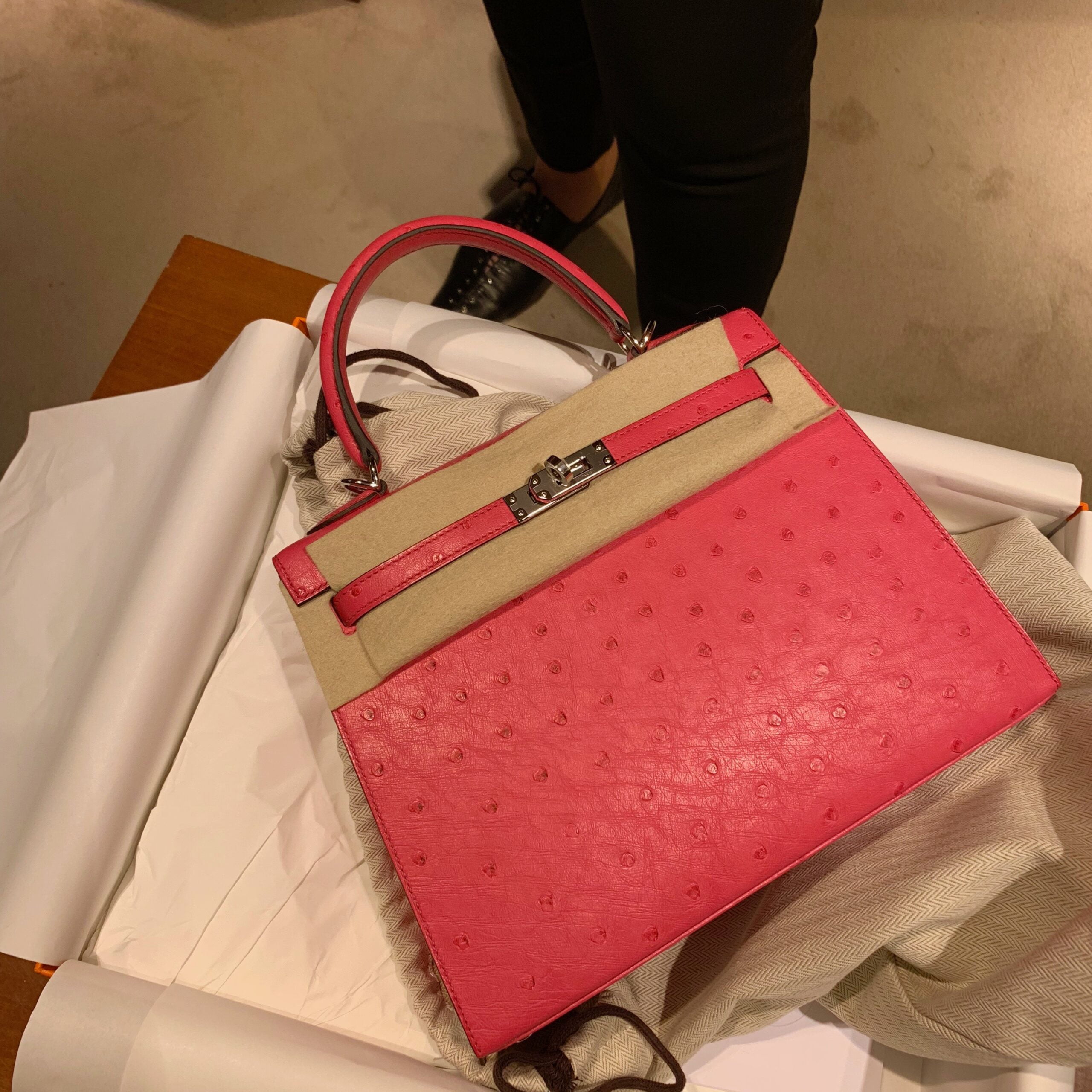 預售 Hermes Kelly 25 Ostrich Terre - Italy Station 意大利站