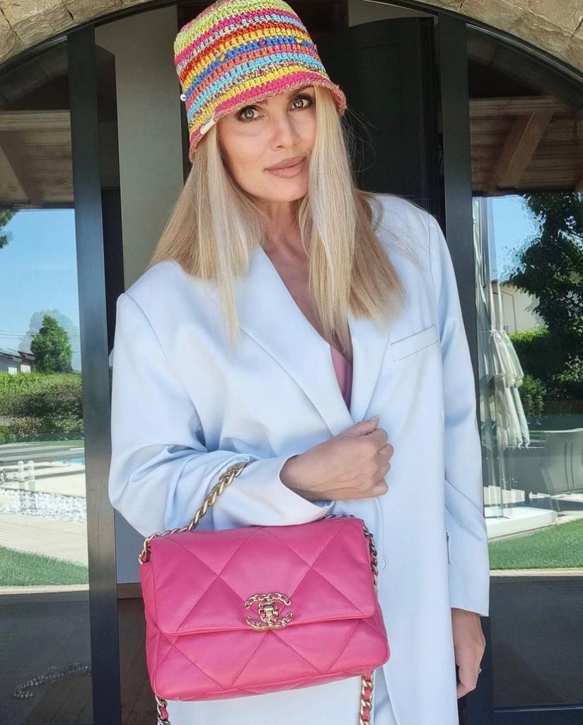 Chanel 19: Guide to the Hottest Bag of 2020 - PurseBop