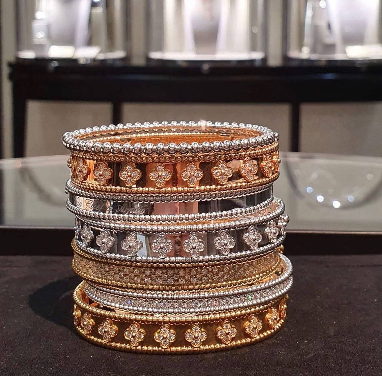 Are Van Cleef & Arpels bracelets REALLY worth £3.7k? Jeweller claims cult  piece 'cost £800 to make