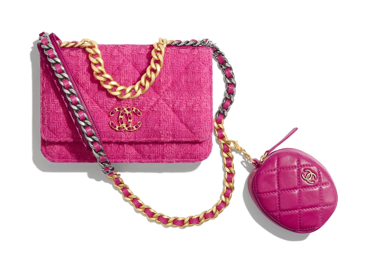 Anushka Sharma's Louis Vuitton Pochette bag's cost can get you a