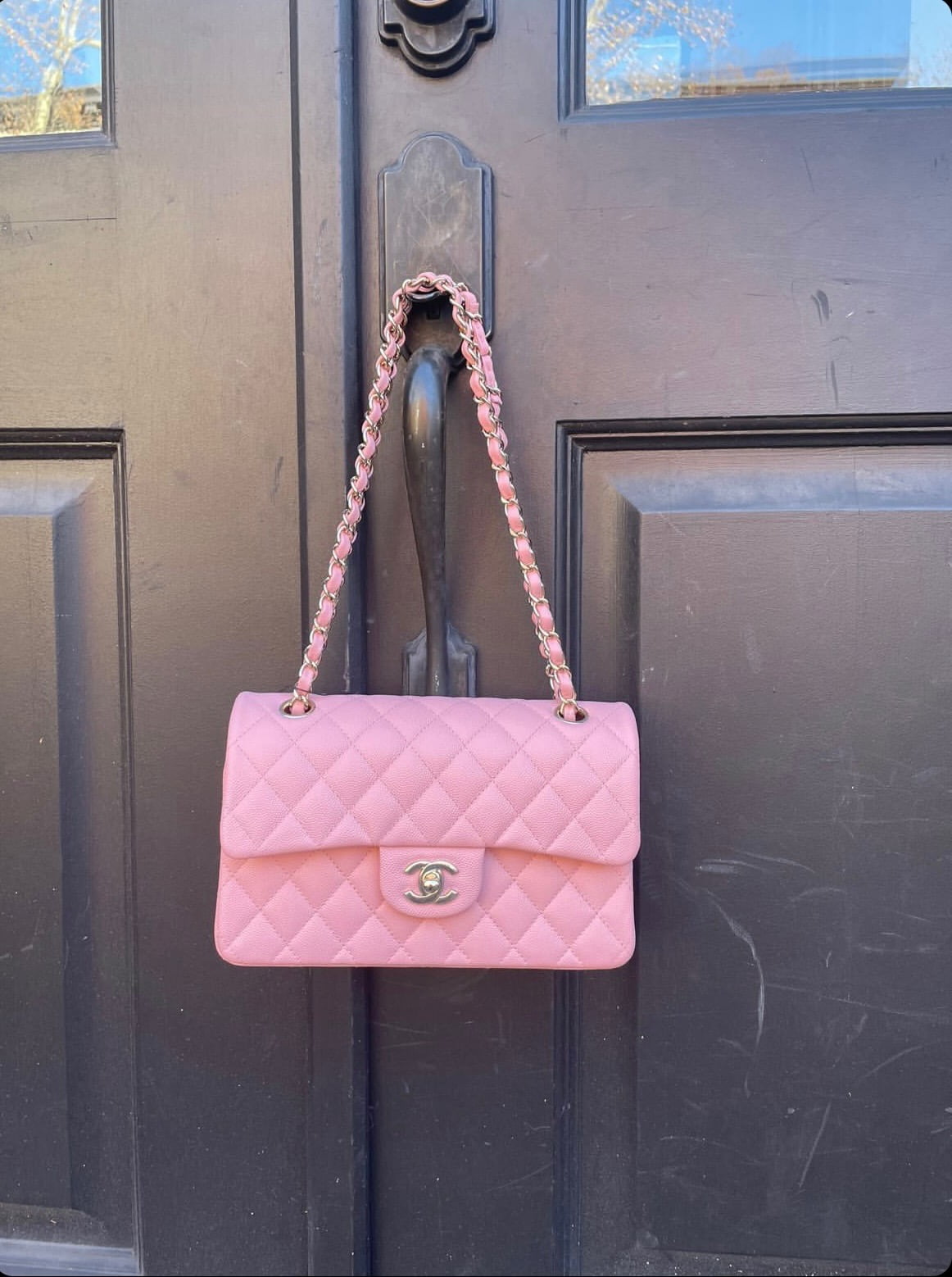 The Best Pink Chanel Bag? Comparison between the 22c Pink and