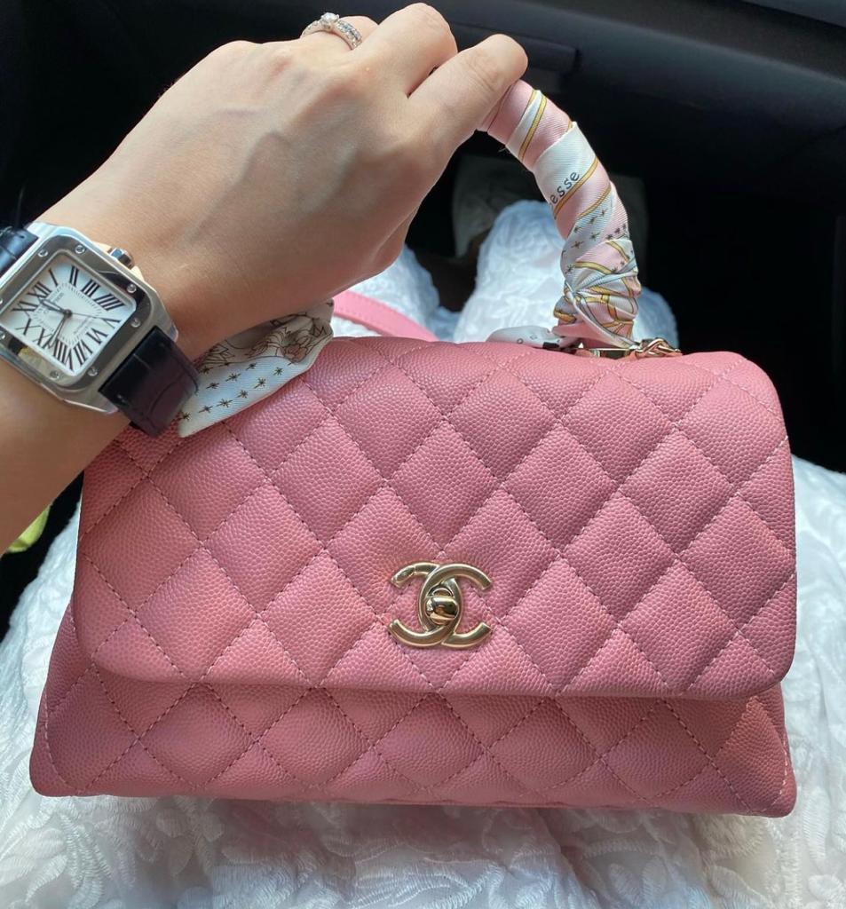 The Complete Guide to the Chanel 22P Classic Mini Handle - PurseBop