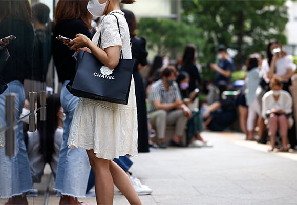 Chanel raises prices in Korea to 'ensure fairness