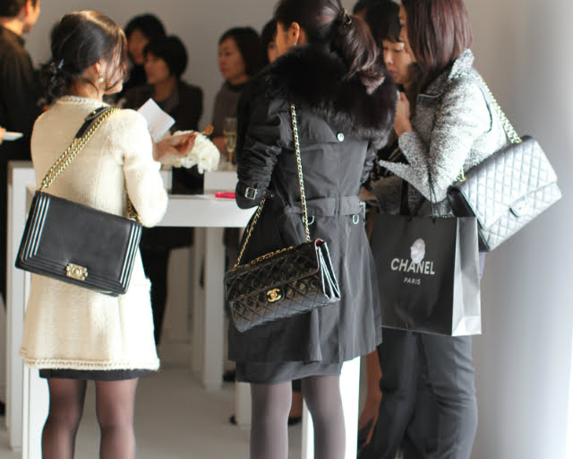 South Koreans are the world's biggest spenders on luxury goods