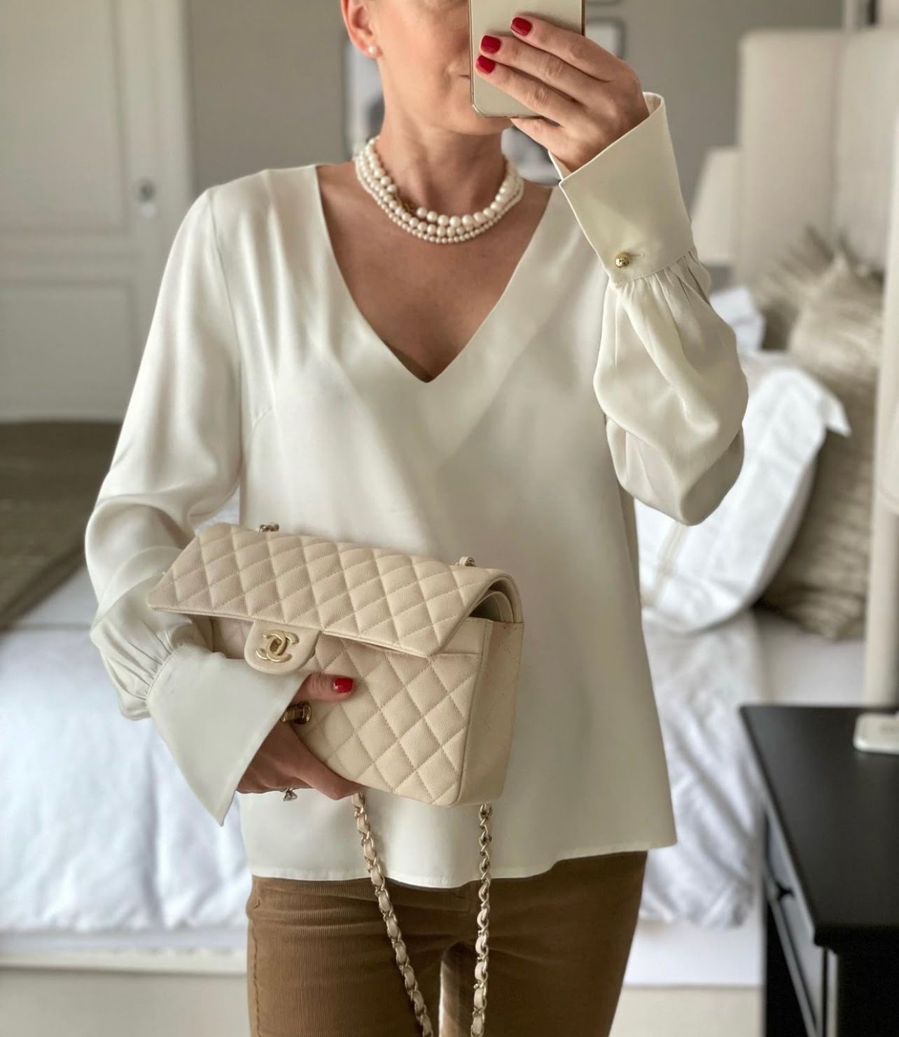 chanel classic flap medium outfit