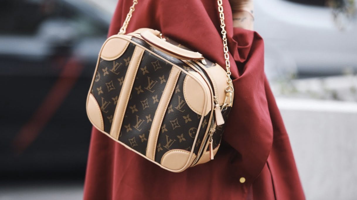 Louis Vuitton: hundreds of employees stage walkout, make salary, working  hours demands
