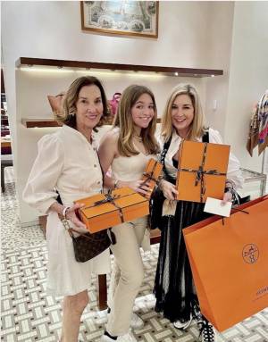 Where To Buy Hermès Mini Kelly Bags 2022 - SURGEOFSTYLE by Benita