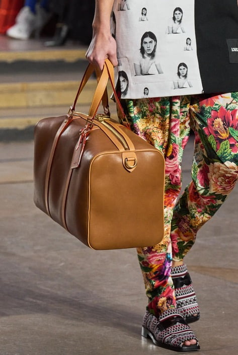 About Time: Louis Vuitton Fall/Winter 2022 Runway - PurseBop