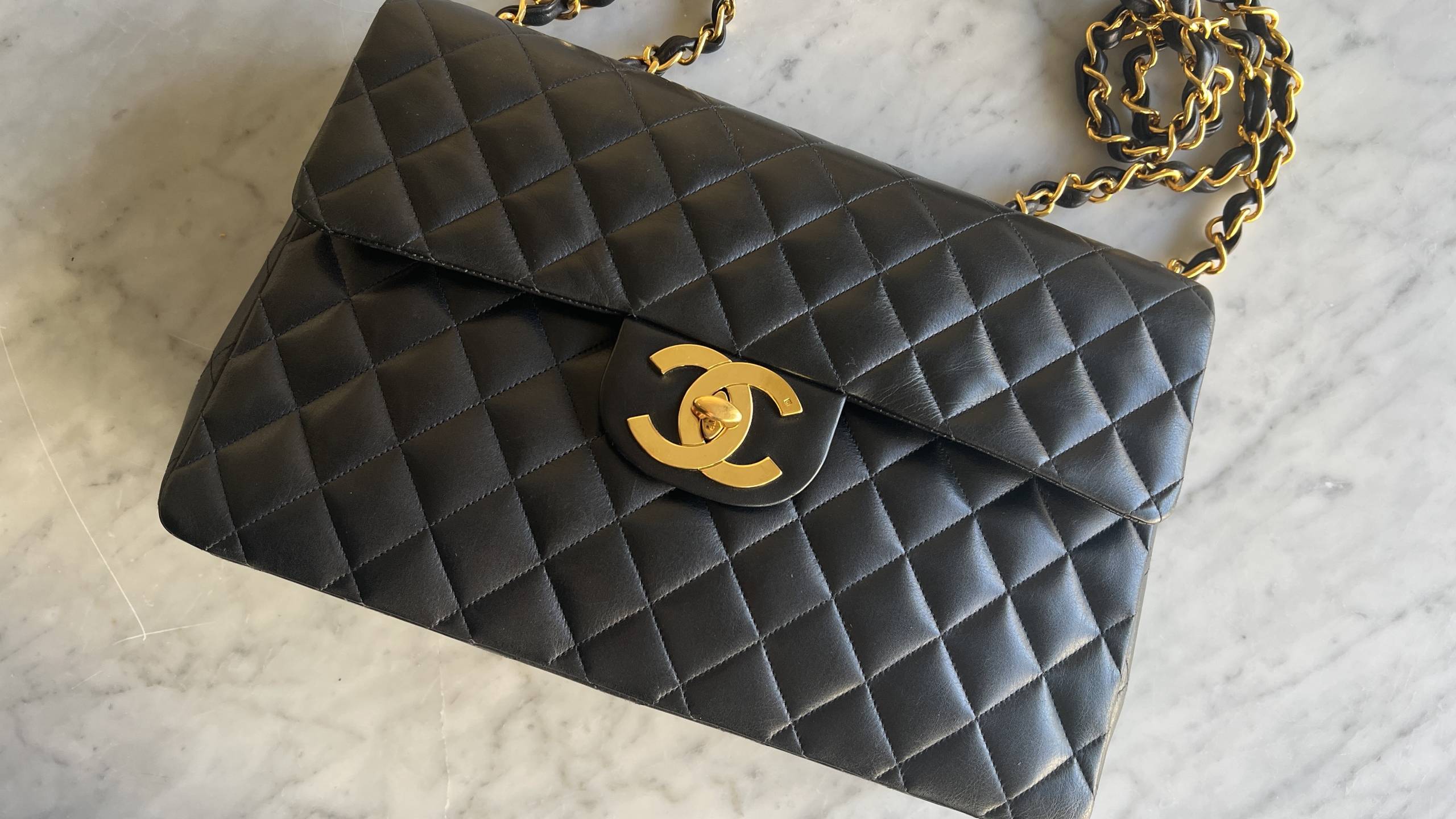 Everything You Should Know About Vintage Chanel Handbags: Q & A With  Boutique Patina - PurseBop