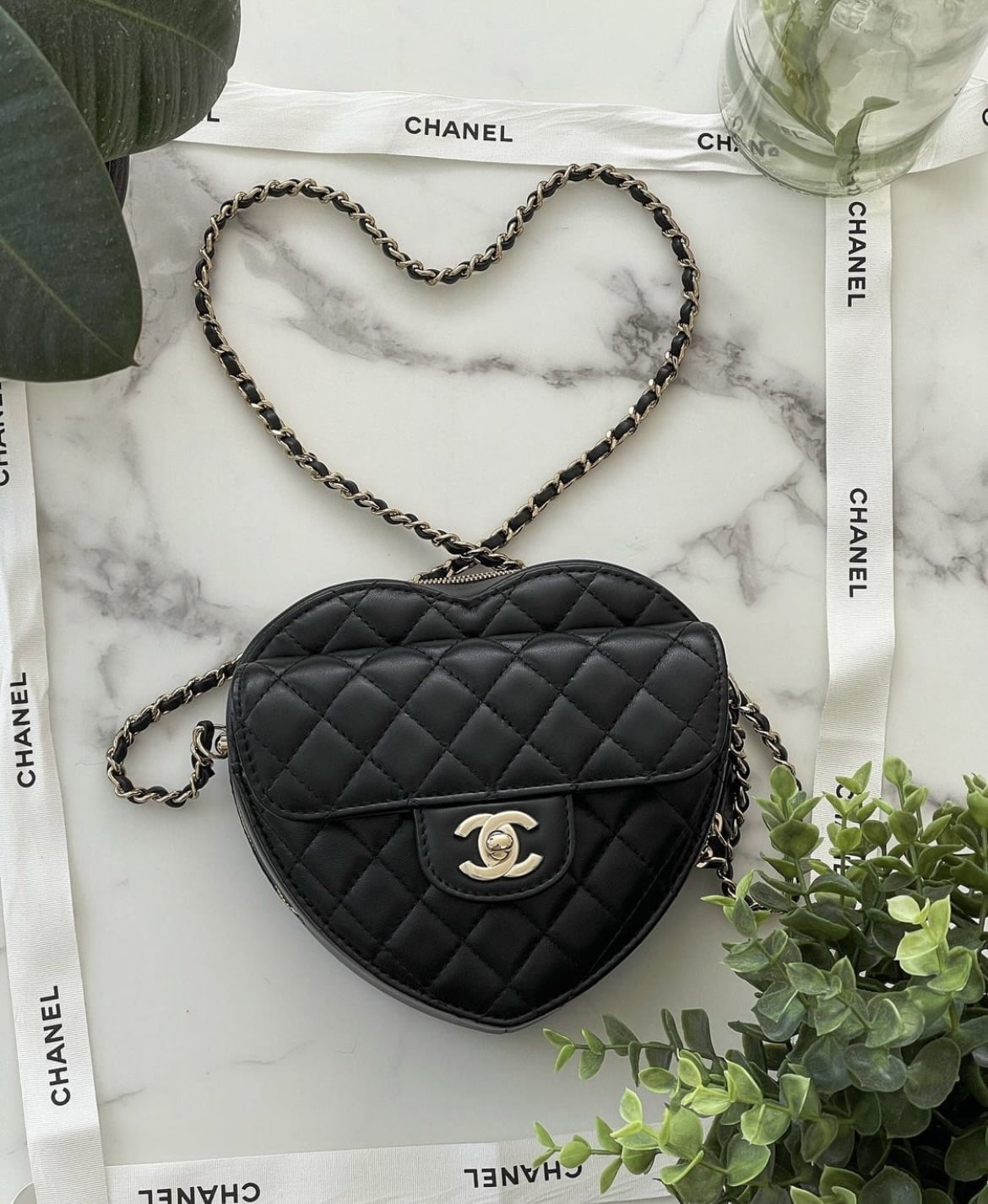 Chanel 2022 Most Hottest Wish List Handbag Heart Bag 22S – Coco