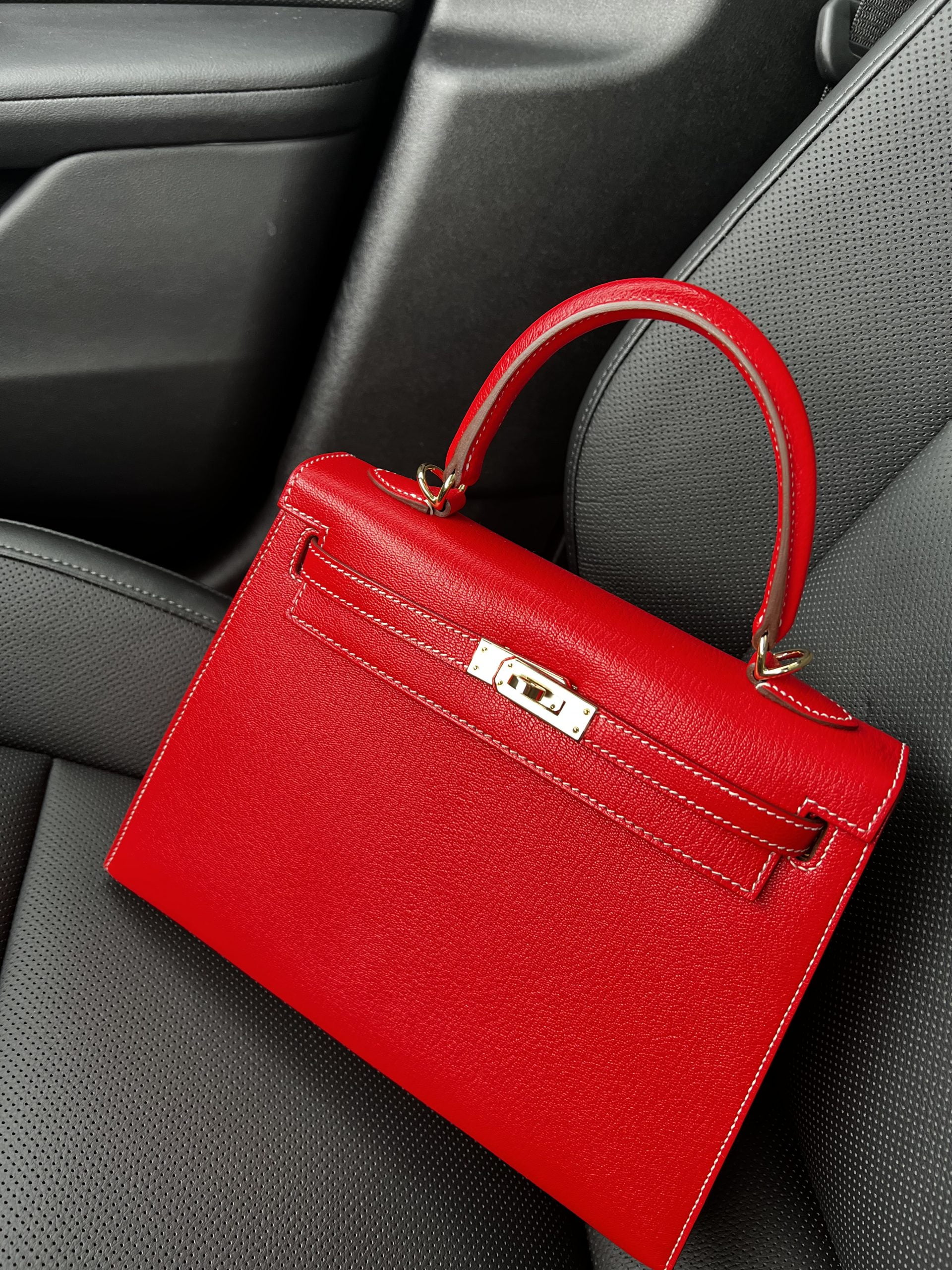 Hermes rouge hotsell de coeur color