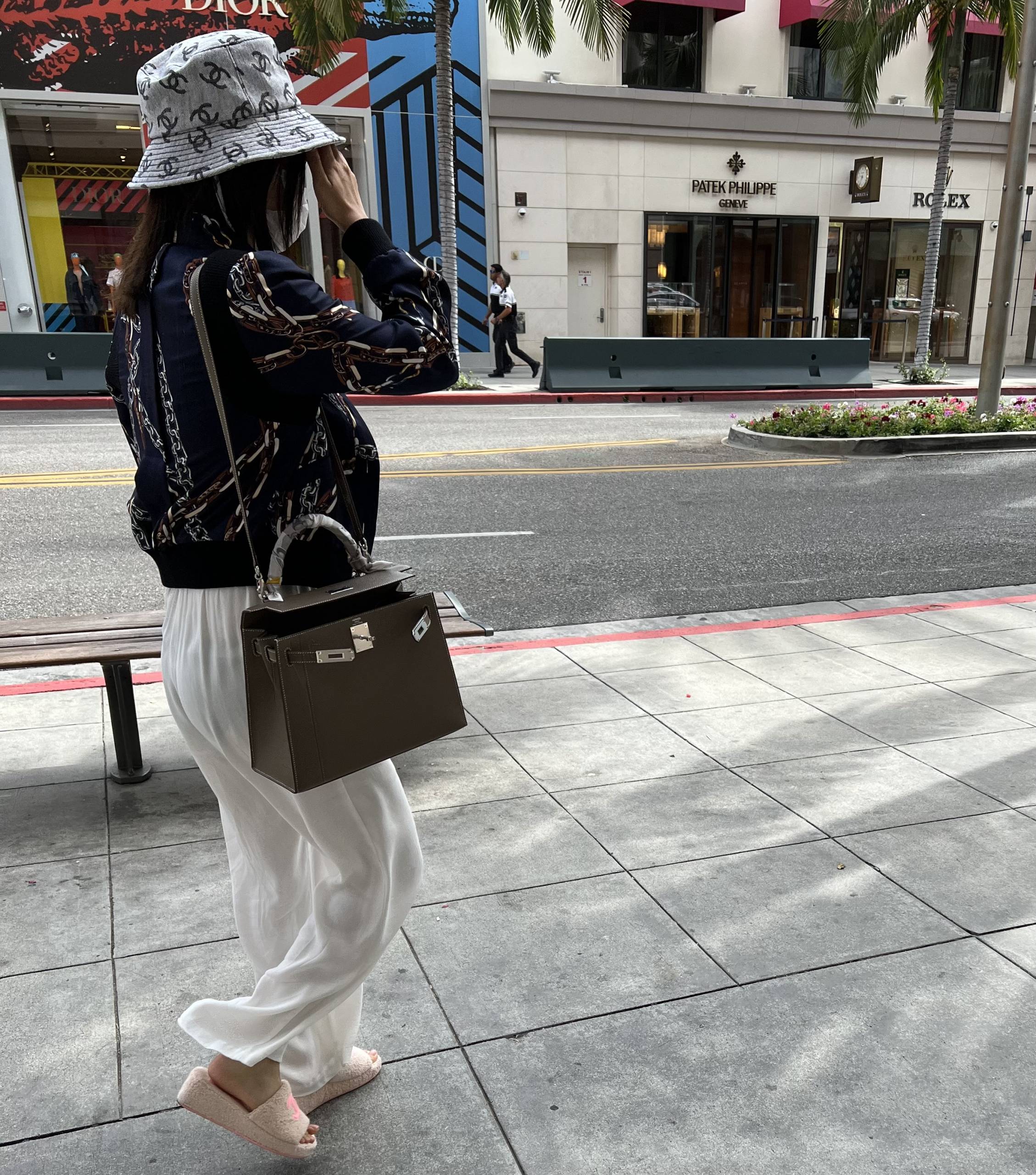 Hermès Kellys We Spotted in Action on Rodeo Drive - PurseBop