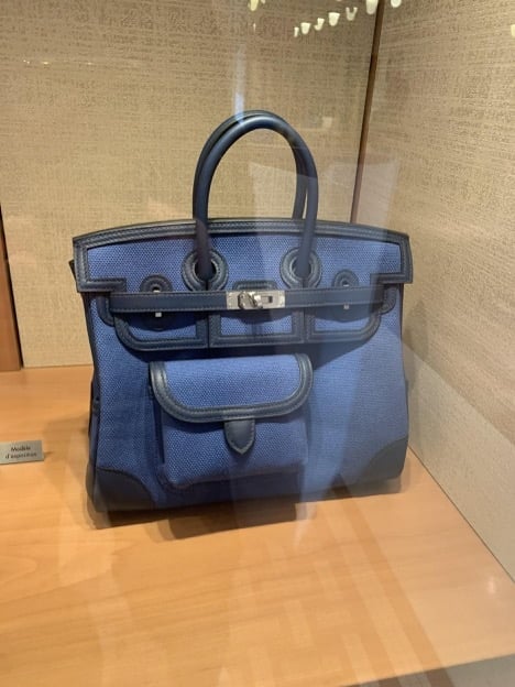 Home of Exquisite Taste - Good as new Hermes B30 blue paon togo leather in  ghw Final cash price @ 698,000 By appointment only For inquiries please  contact (sms,viber,whatsapp) +63 927 258 8274-ISABEL