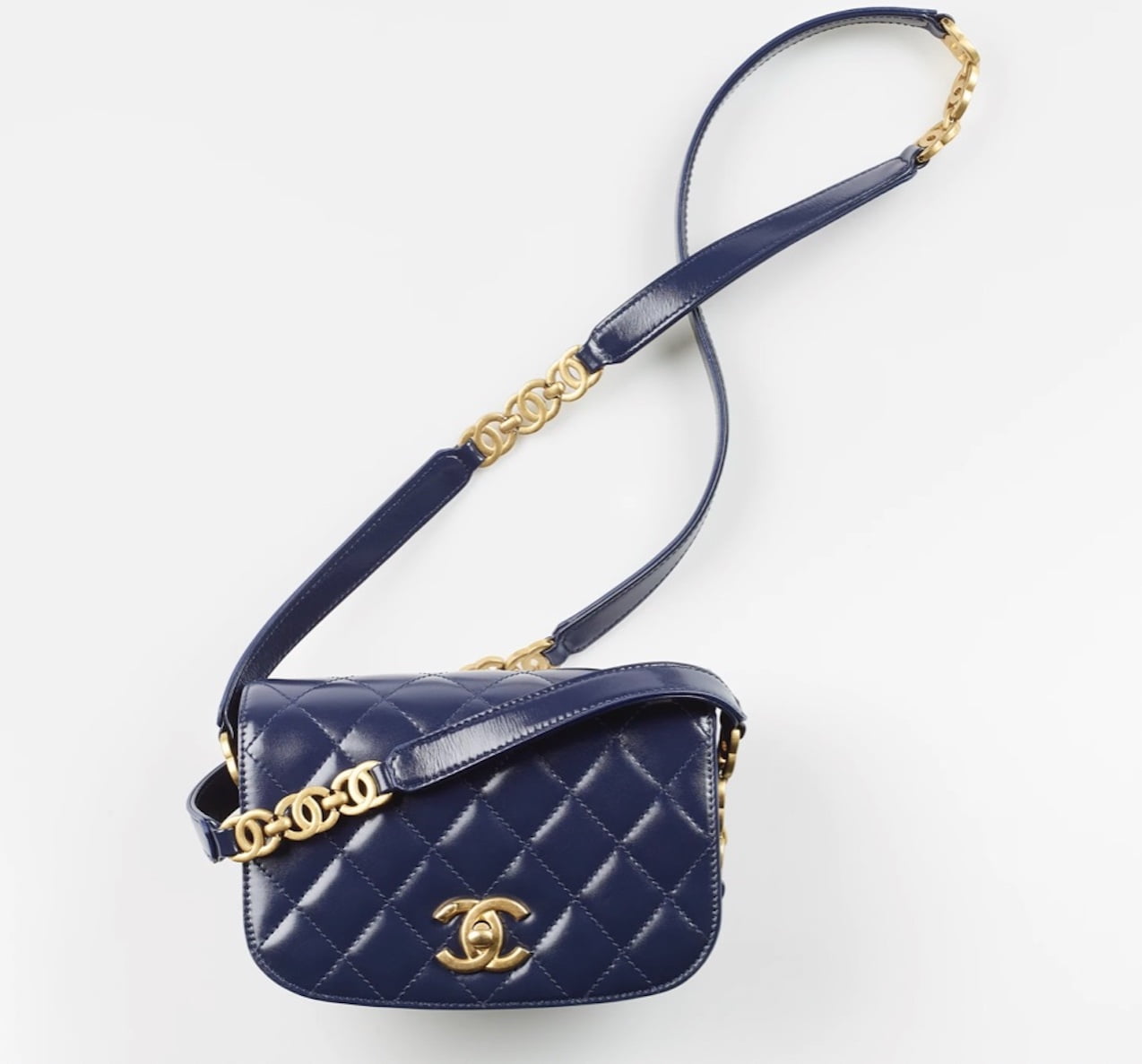 Chanel's Métiers d'Art Bags – Design & Fashion Magazine