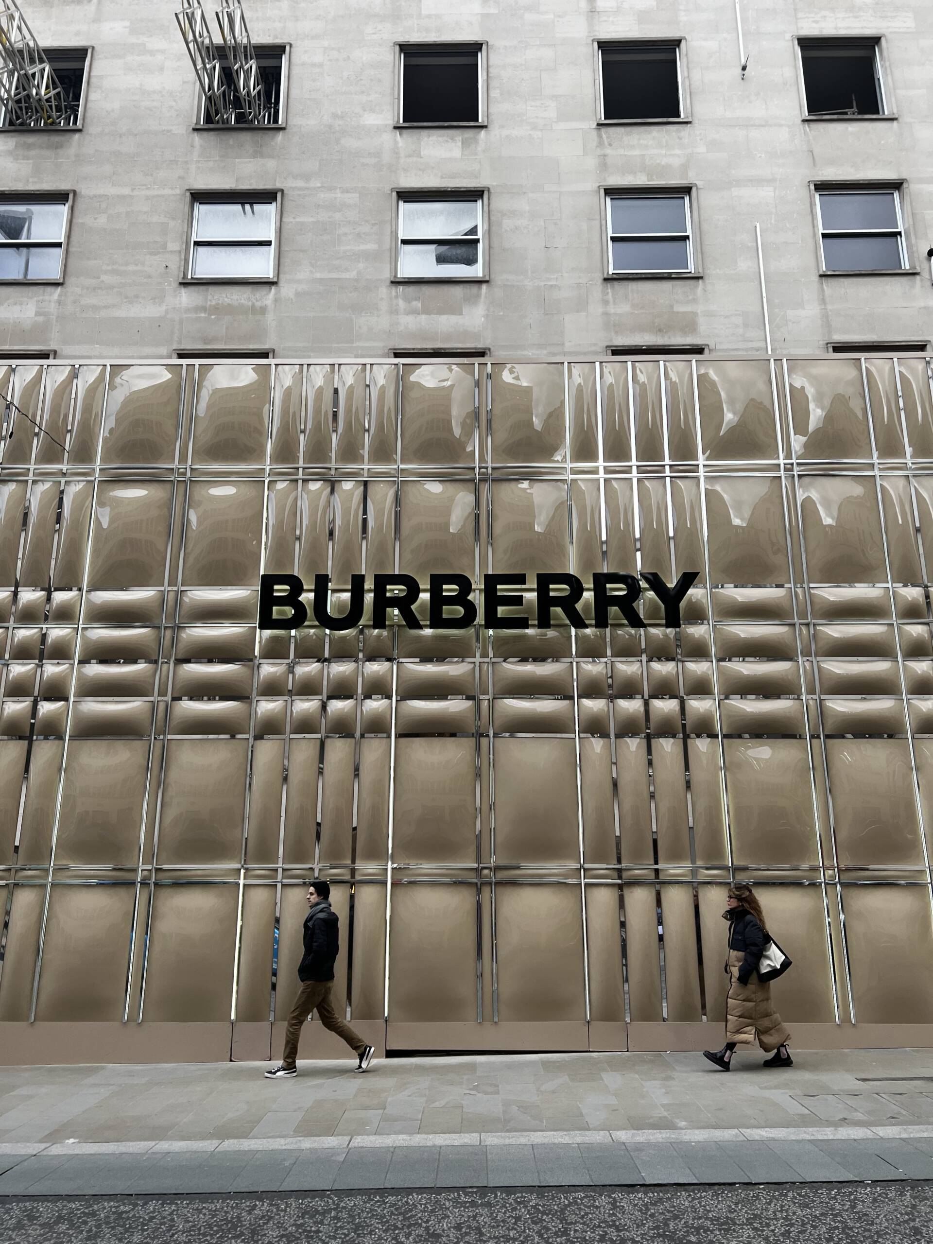 Burberry uk tax free outlet