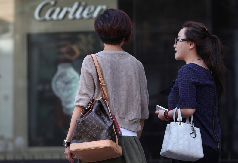 Chinese snap up used Rolexes, Birkins to satisfy luxury cravings