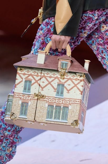 The Oversized Bags of Louis Vuitton Spring 2023 - PurseBlog