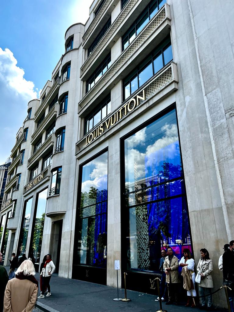 LVMH reports 28% revenue growth in first nine months