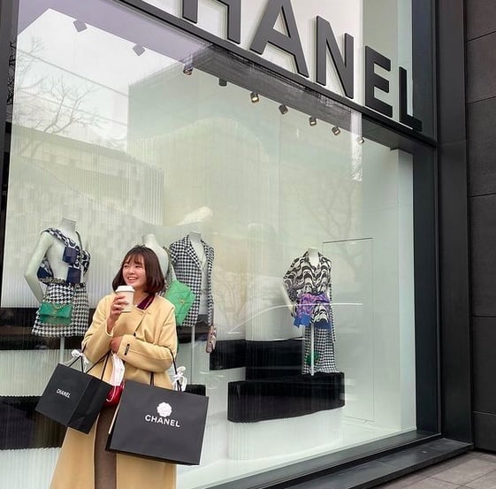 Chanel sets '1 bag per person per year' rule in Korea - The Korea Times