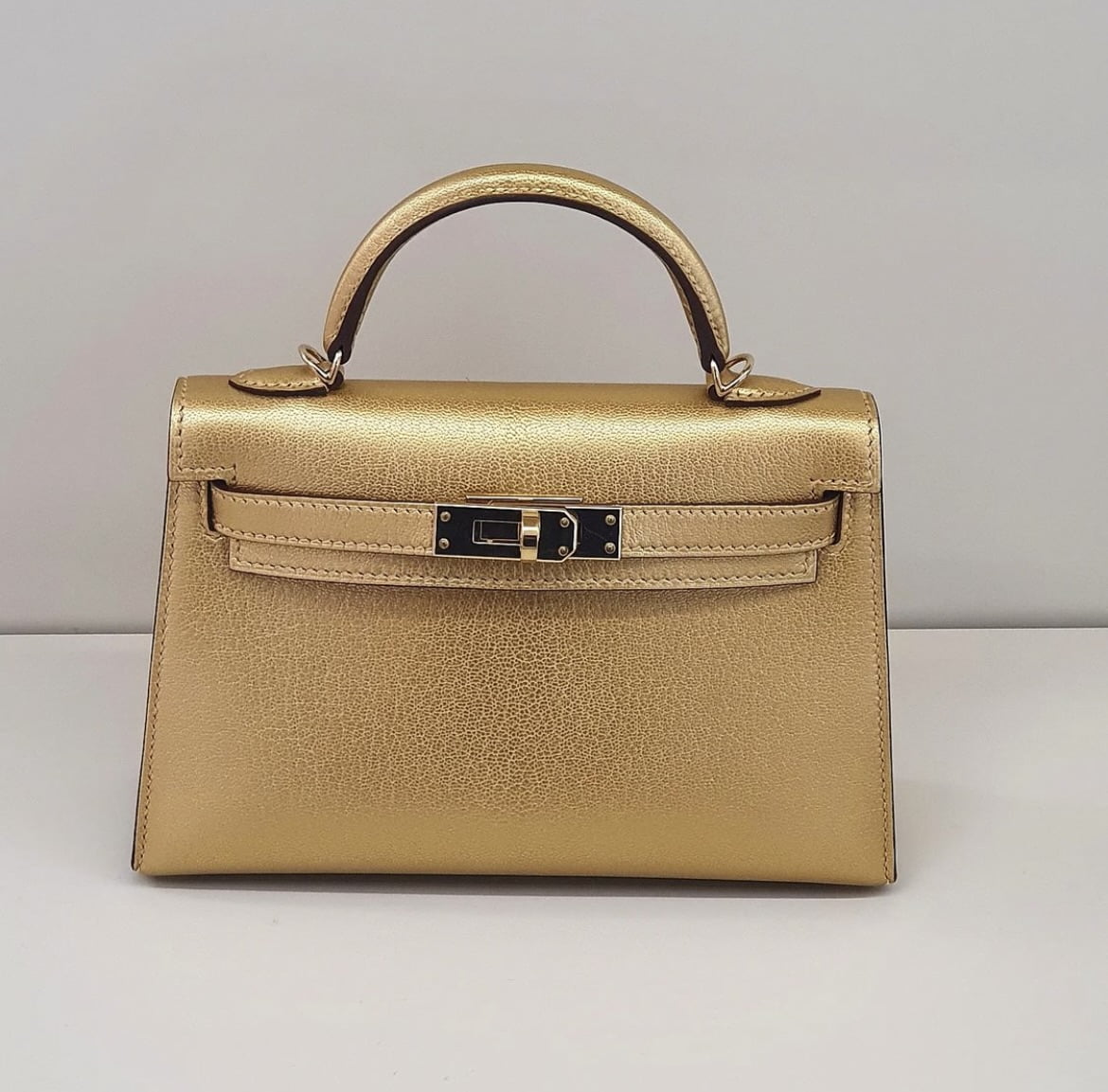Hermes Spring 2023 New bags | Gold metallic mini kelly 20 bag