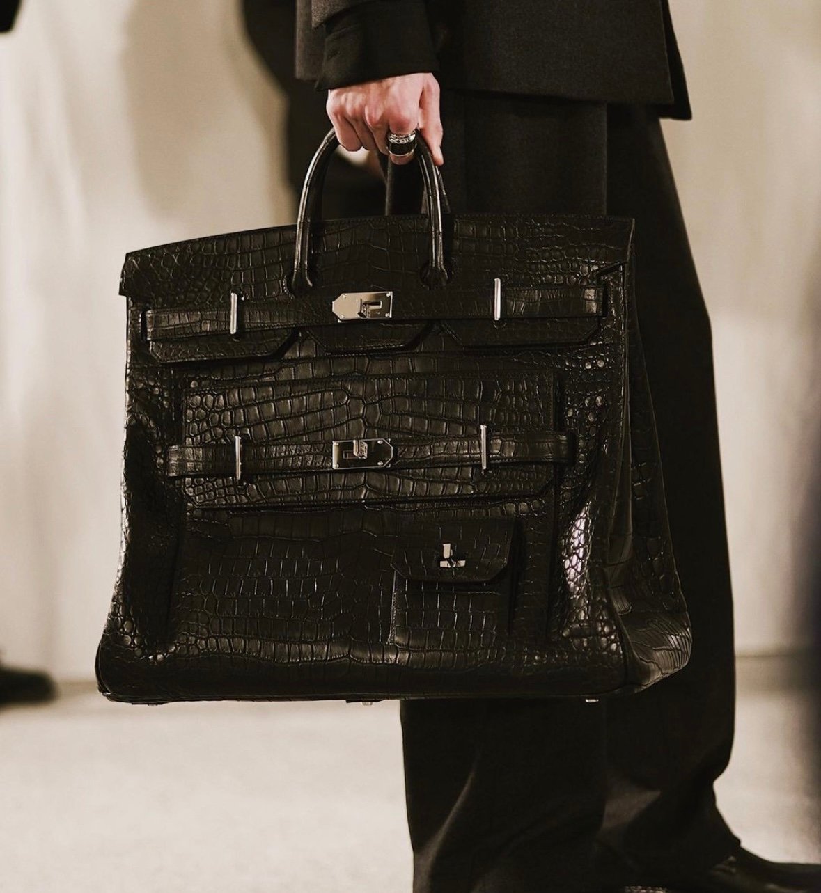 Hermes Birkin 40 HAC Gris Clair Todoo Feutre / Etoupe Bag in 2023