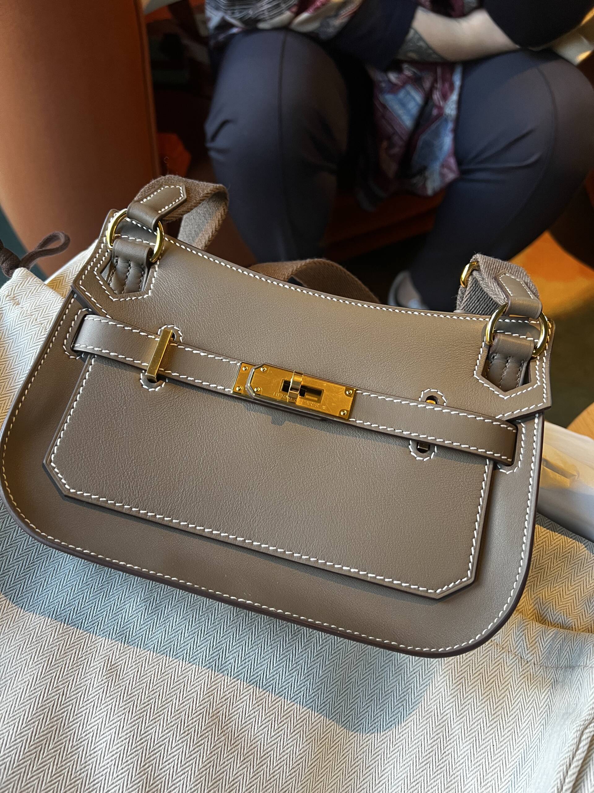 Hermes Etoupe Mini Kelly 20cm Epsom Gold Hardware Shoulder Bag New in Box