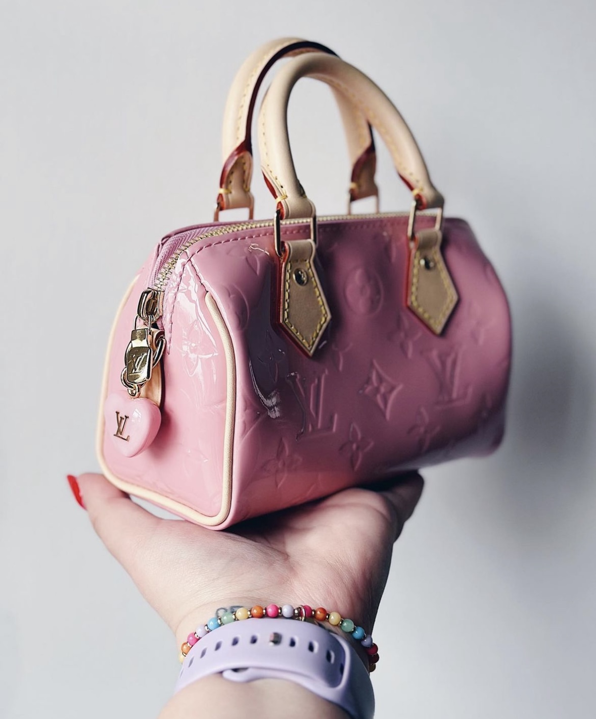 2023 handbag trends | 2023 bags | 2023 trending fashion | nano speedy mochi pink