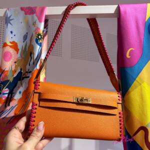 First Look at the New Hermès 'In the Loop' Bag - PurseBop