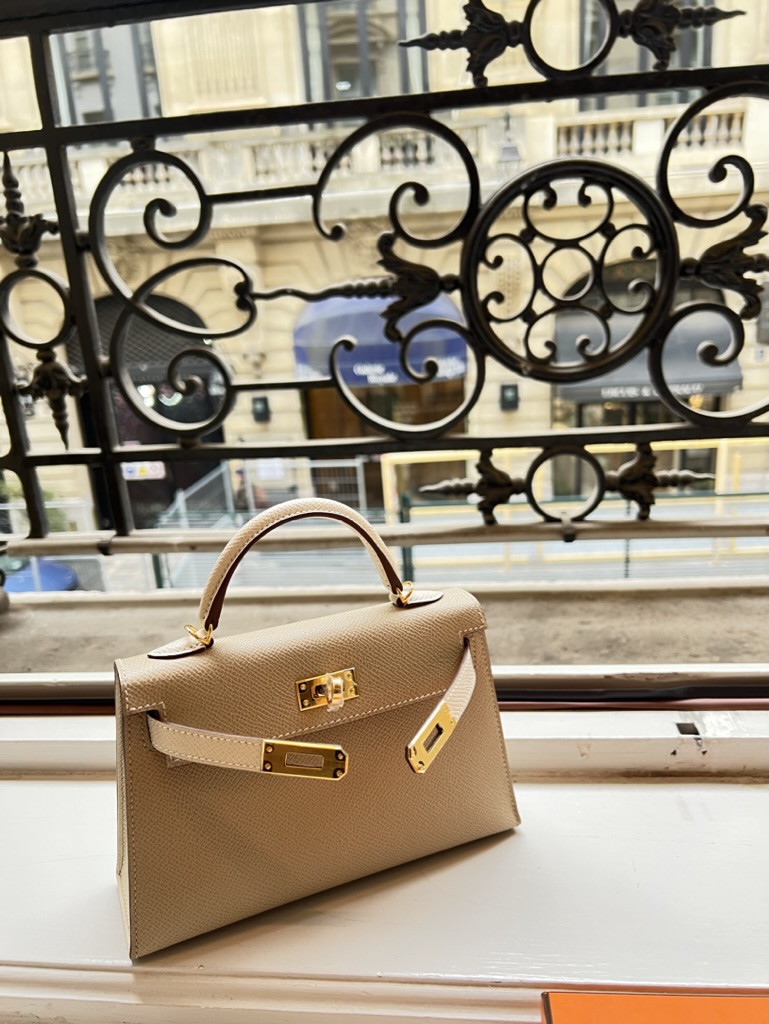 Hermès Is Still A Bargain In Paris For Americans - PurseBop