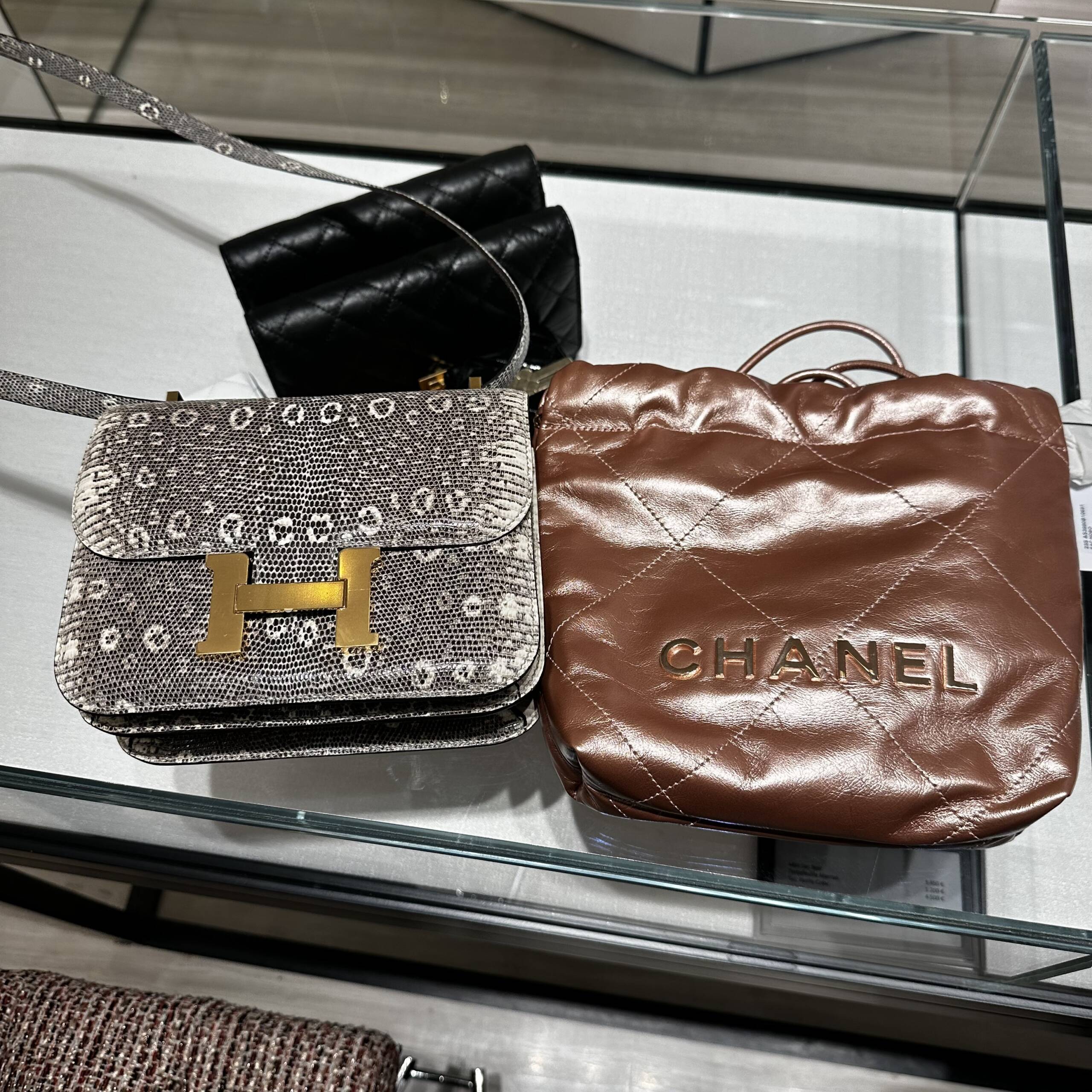 Chanel Mini 22 with Silver Hardware – One Designers Boutique