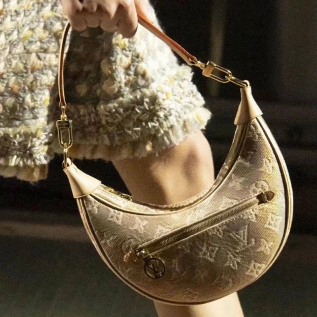 Big is the Name of the Game for Louis Vuitton's Spring 2023 Handbags -  PurseBop