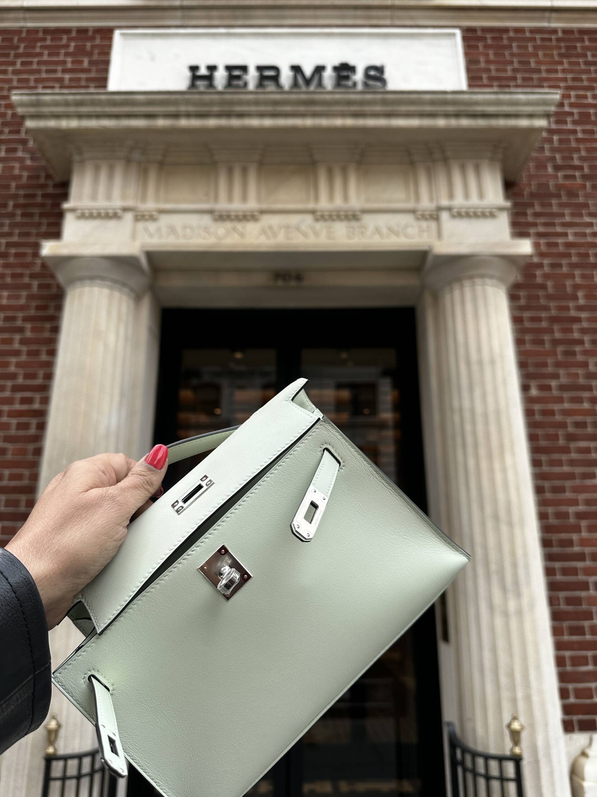 Hermès Reveal & Review: Would You Choose a Kelly Pochette or Kelly 25? -  PurseBop