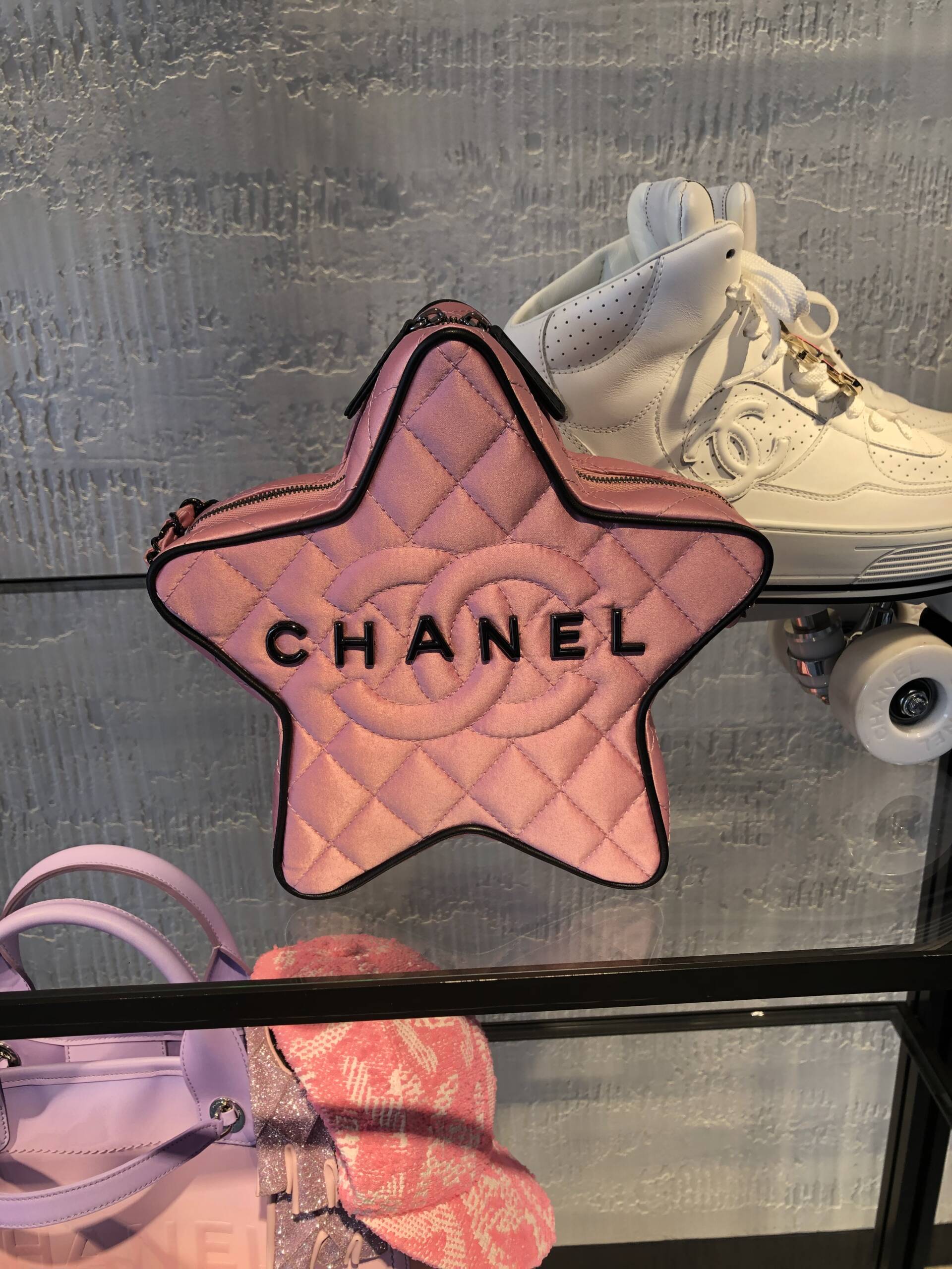 chanel cruise 2024 star | chanel24c | chanel24c bag | chanel cruise star bag | how to buy chanel cruise star bag | pink star chanel bag