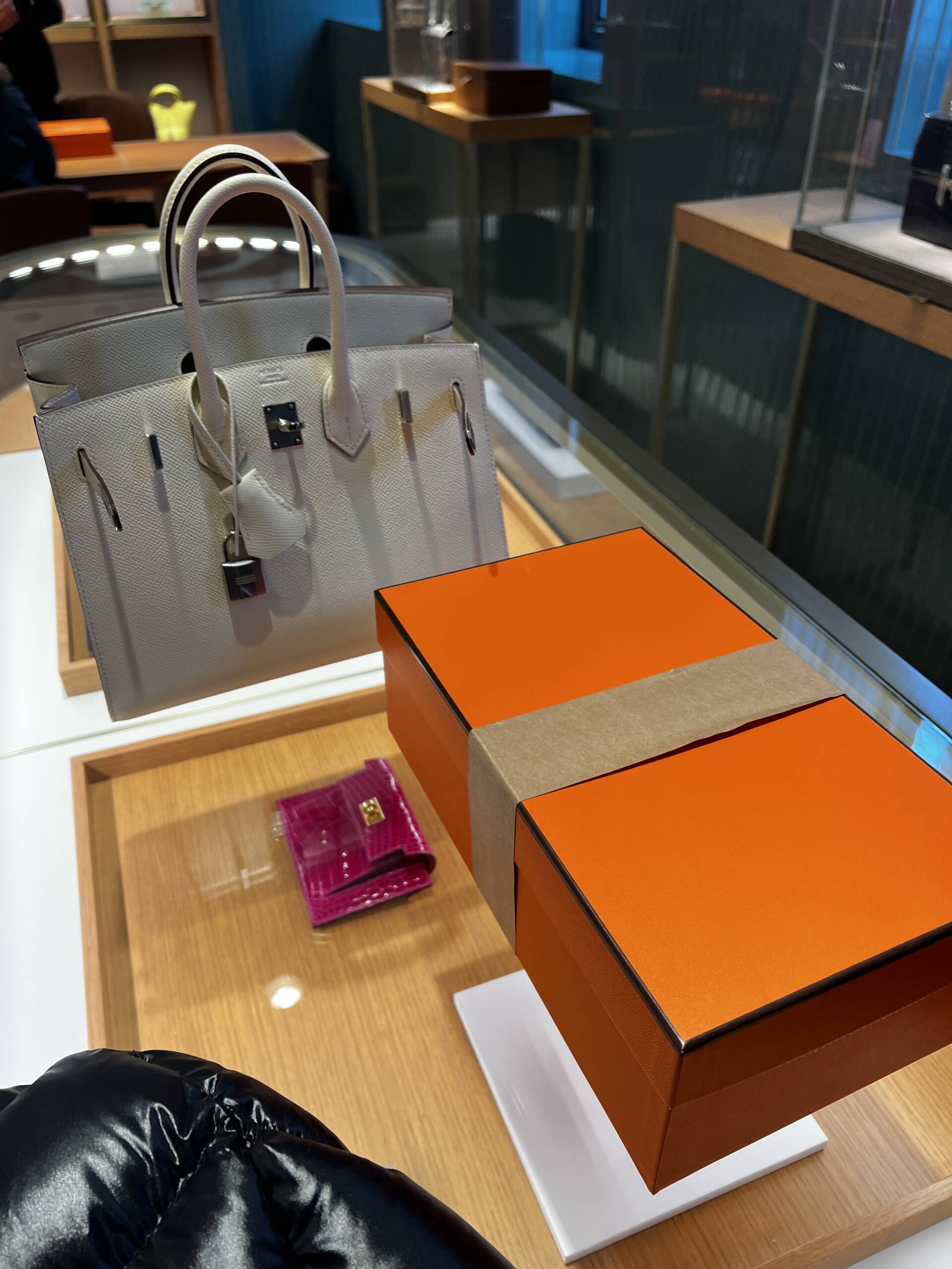 Hermes Cassis Kelly 25 Bag Pochette Clutch