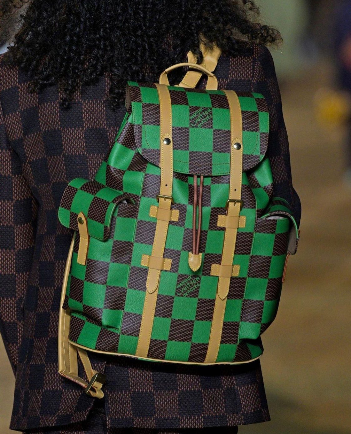 LOUIS VUITTON POCKET YOUR MEN'S HIT VERSION!! So Beautiful, Gallery posted  by CHXM CHOM