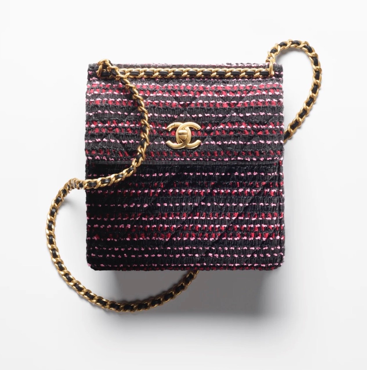 Chanel Releases Métiers d'Art FW21/22 Handbags, Hypebae