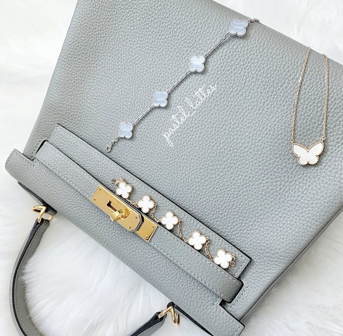 Chain Reaction: All About the Chain Strap Bag - PurseBop